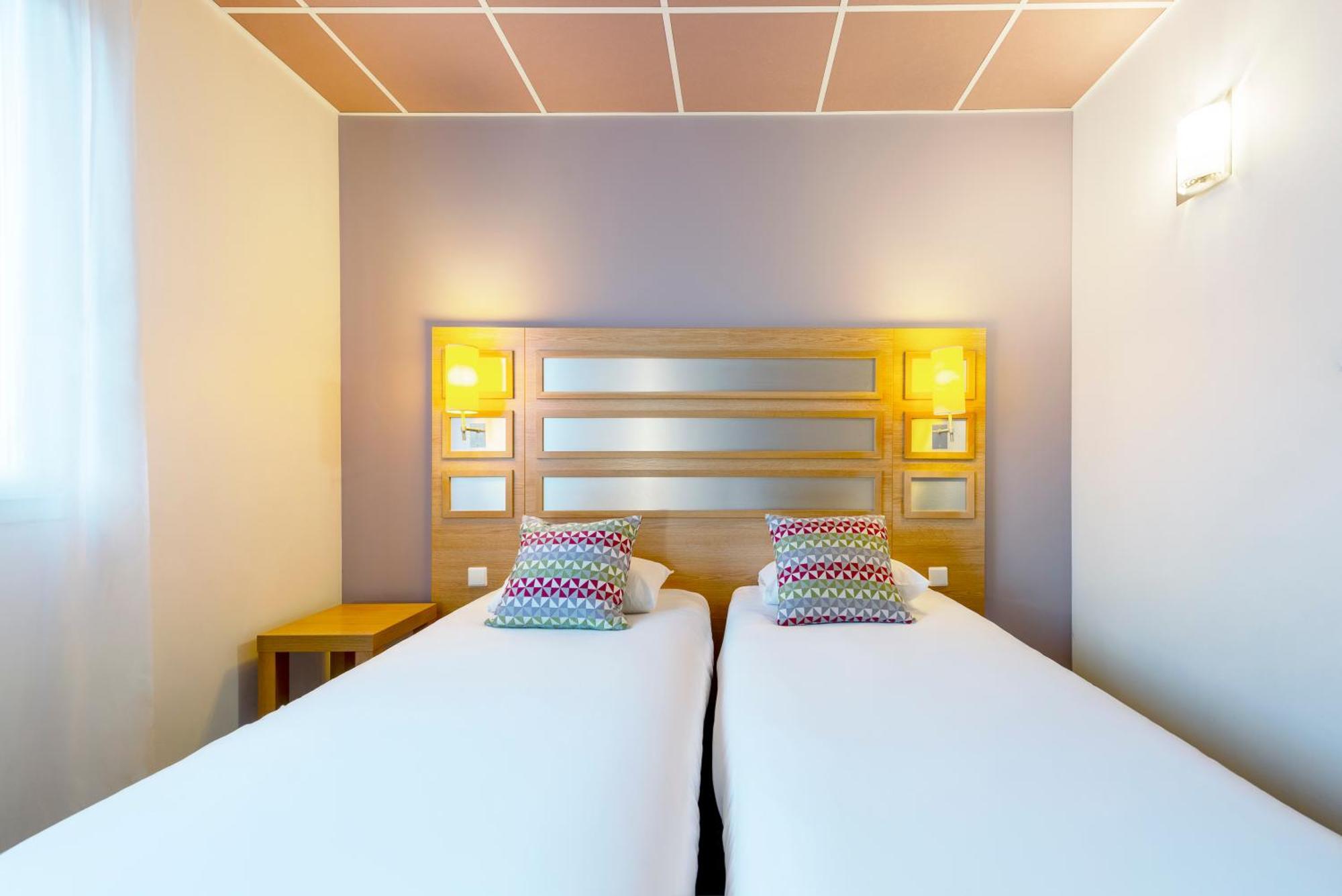 กัมปานีเล เมตซ์ นอร์ ตาลอง Hotel Talange ภายนอก รูปภาพ